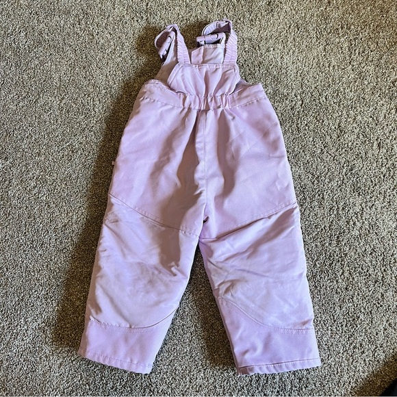 12M - Picture 3 of 4